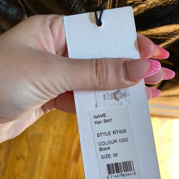 Rotate Kari Skirt - Picture 6 of 6